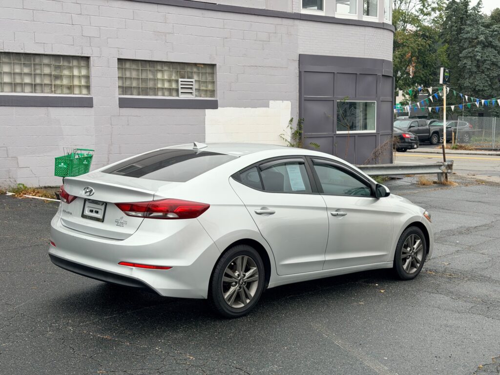 2018 Hyundai Elantra Value Edition - Photo 7