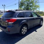 2011 Subaru Outback Limited &mdash; photo 5