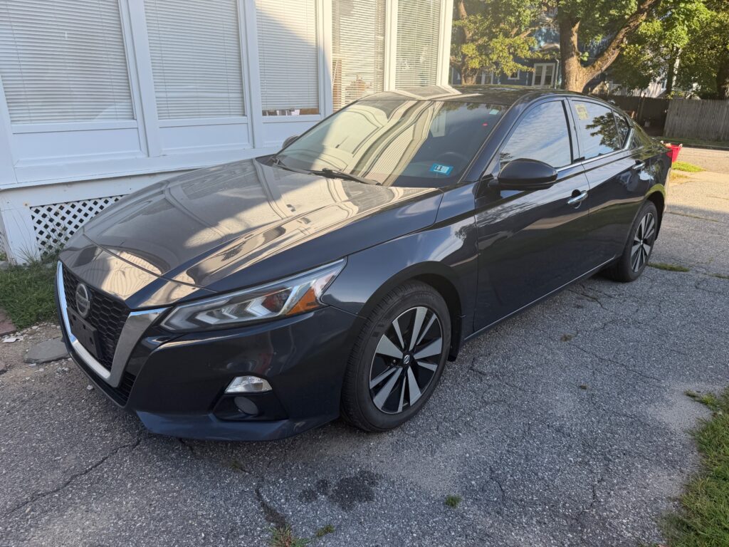 2020 Nissan Altima SV
