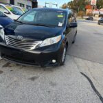 2015 Toyota Sienna XLE &mdash; photo 17