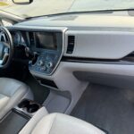 2015 Toyota Sienna XLE &mdash; photo 5