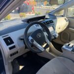 2012 Toyota Prius V ZVW41L &mdash; photo 14