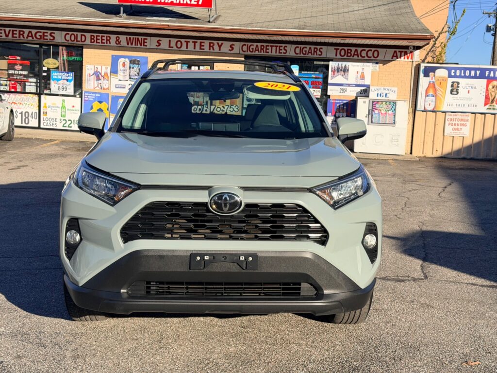 2021 Toyota RAV4 XLE