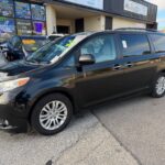 2015 Toyota Sienna XLE &mdash; photo 1