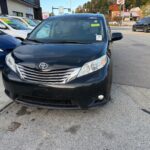 2015 Toyota Sienna XLE &mdash; photo 26