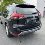 2018 Nissan Rogue SV &mdash; photo 8